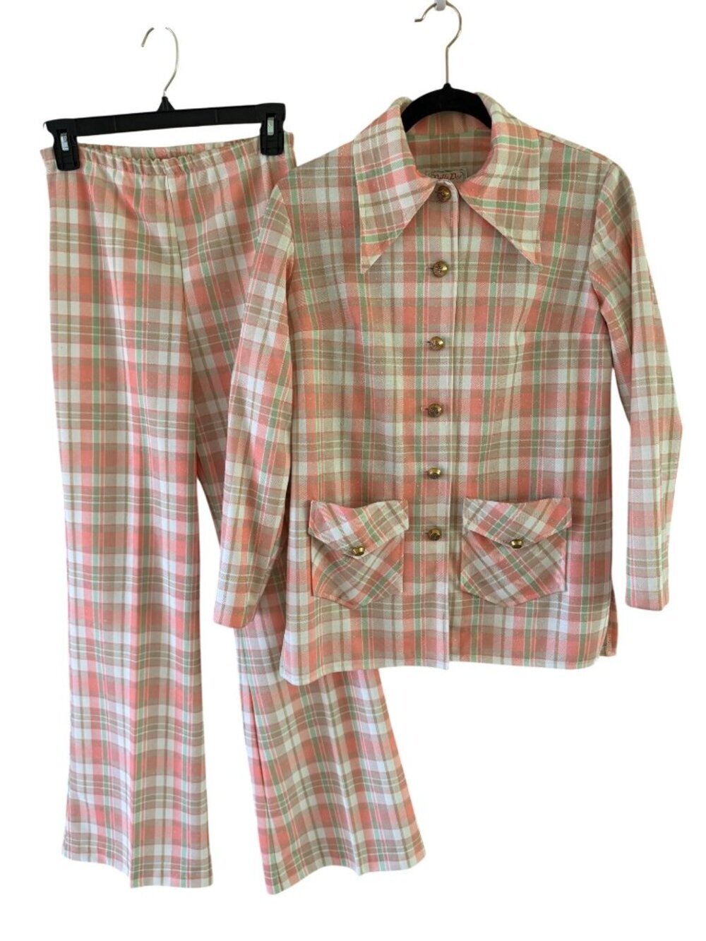 Vintage Womens Knitted Plaid Pant Suit Size Pink Polyester Button Front Collared